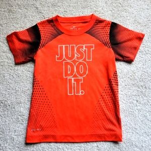 BOY'S NIKE SHIRT...size S